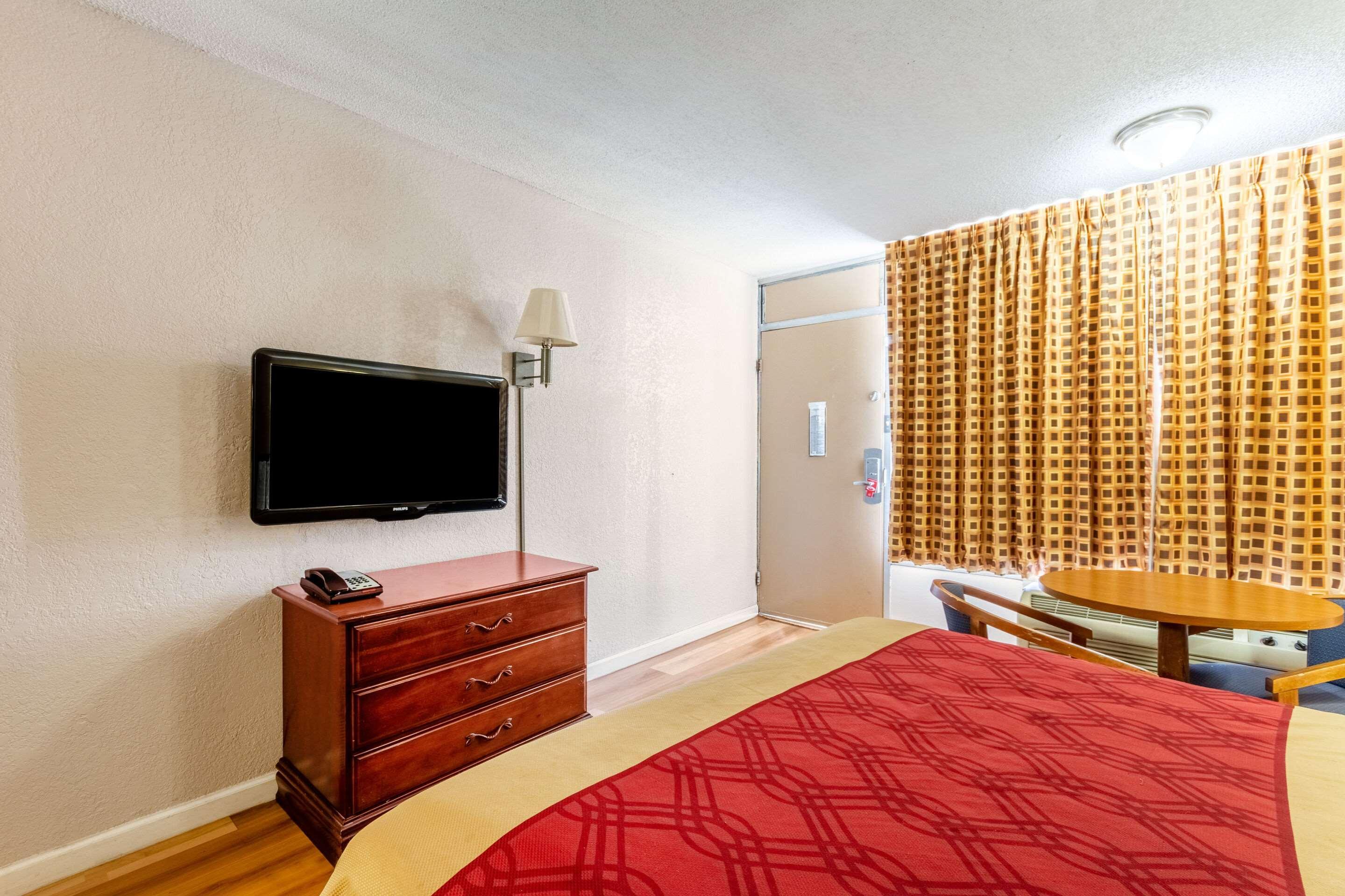 Econo Lodge Inn & Suites Near Bricktown Oklahoma Dış mekan fotoğraf