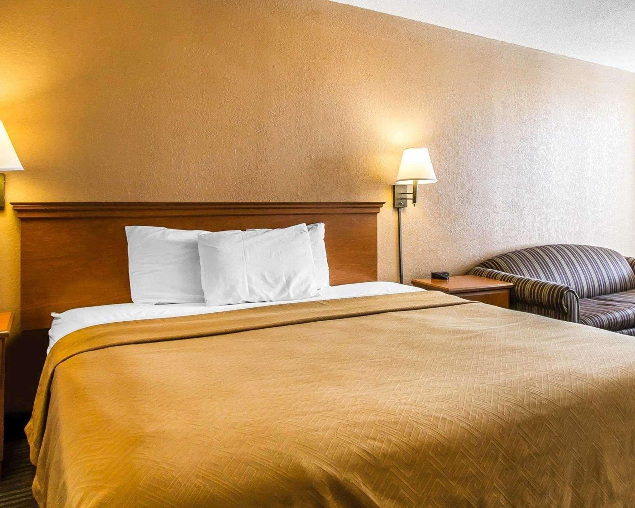 Econo Lodge Inn & Suites Near Bricktown Oklahoma Dış mekan fotoğraf