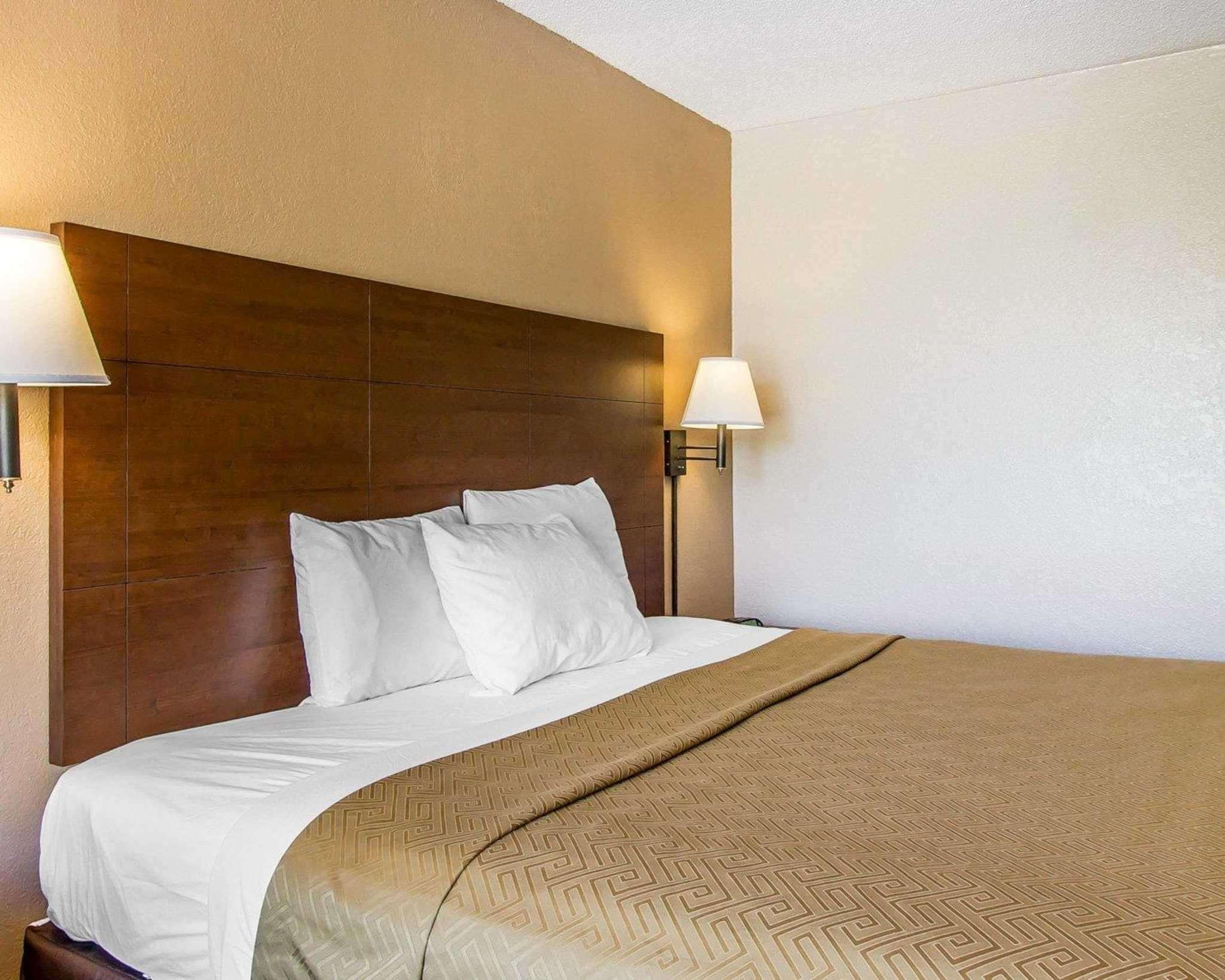Econo Lodge Inn & Suites Near Bricktown Oklahoma Dış mekan fotoğraf