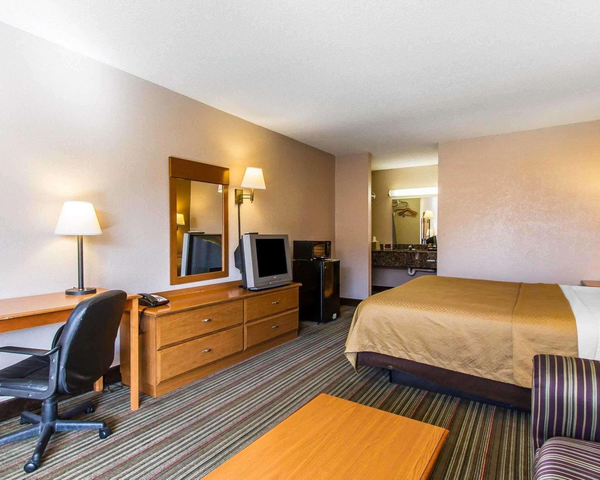 Econo Lodge Inn & Suites Near Bricktown Oklahoma Dış mekan fotoğraf