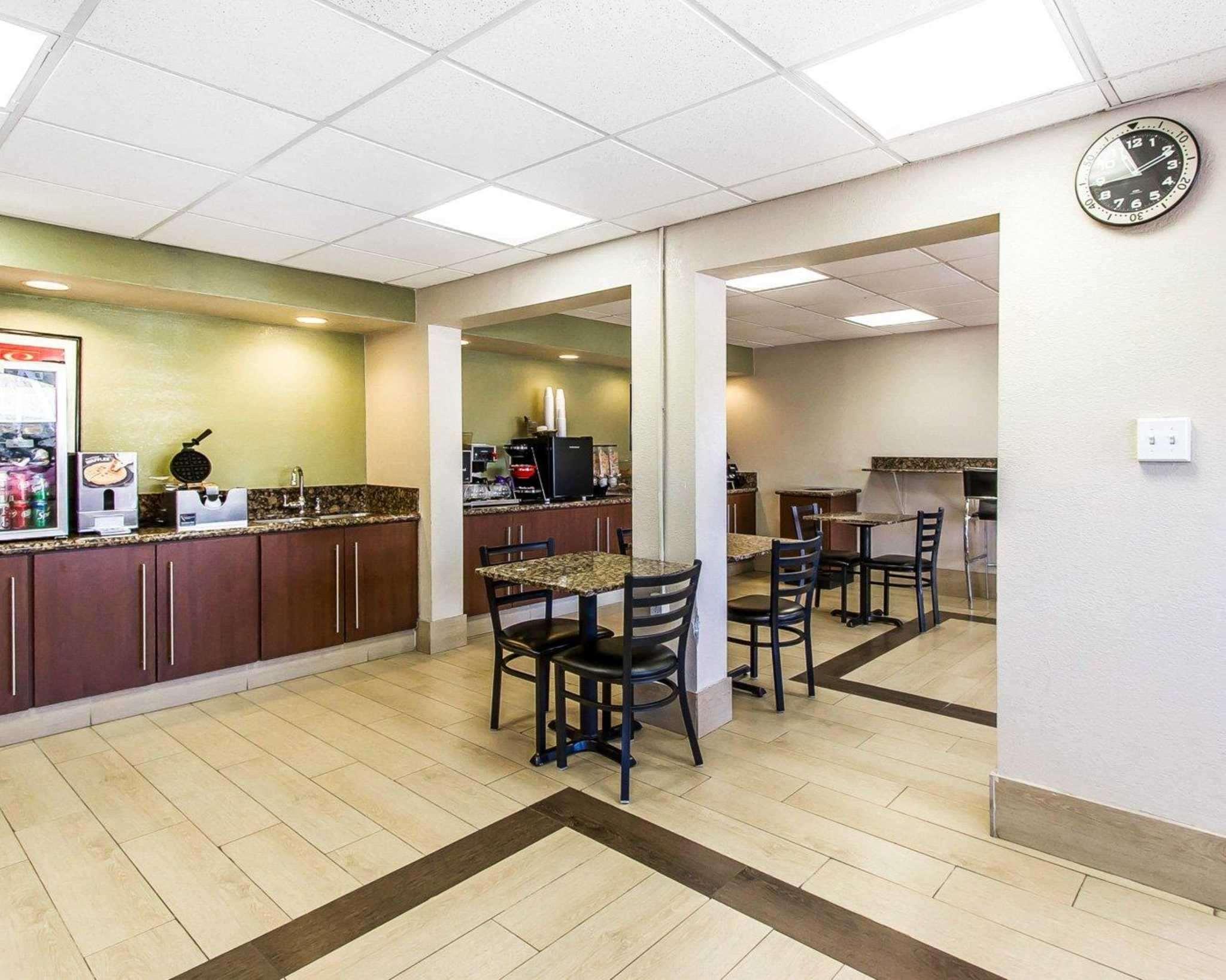 Econo Lodge Inn & Suites Near Bricktown Oklahoma Dış mekan fotoğraf