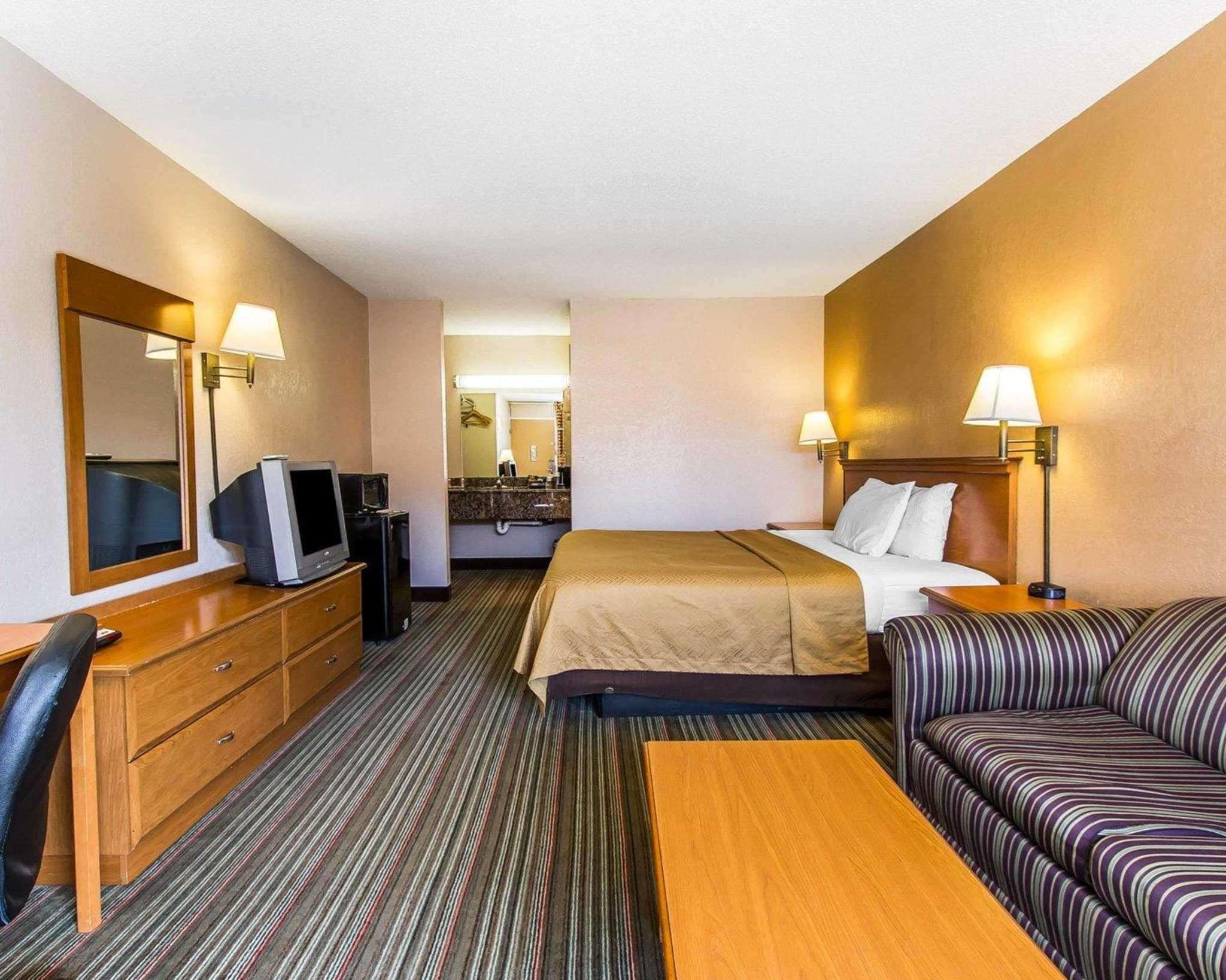 Econo Lodge Inn & Suites Near Bricktown Oklahoma Dış mekan fotoğraf