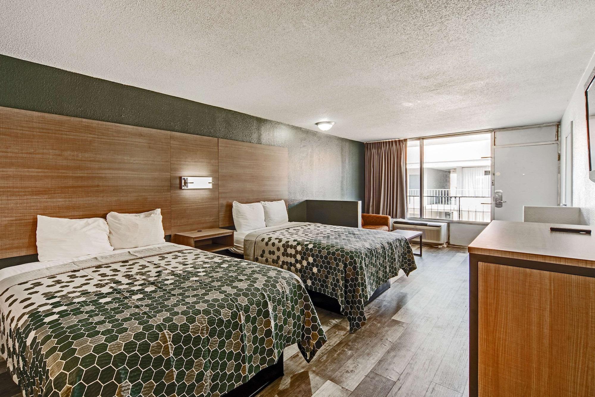 Econo Lodge Inn & Suites Near Bricktown Oklahoma Dış mekan fotoğraf