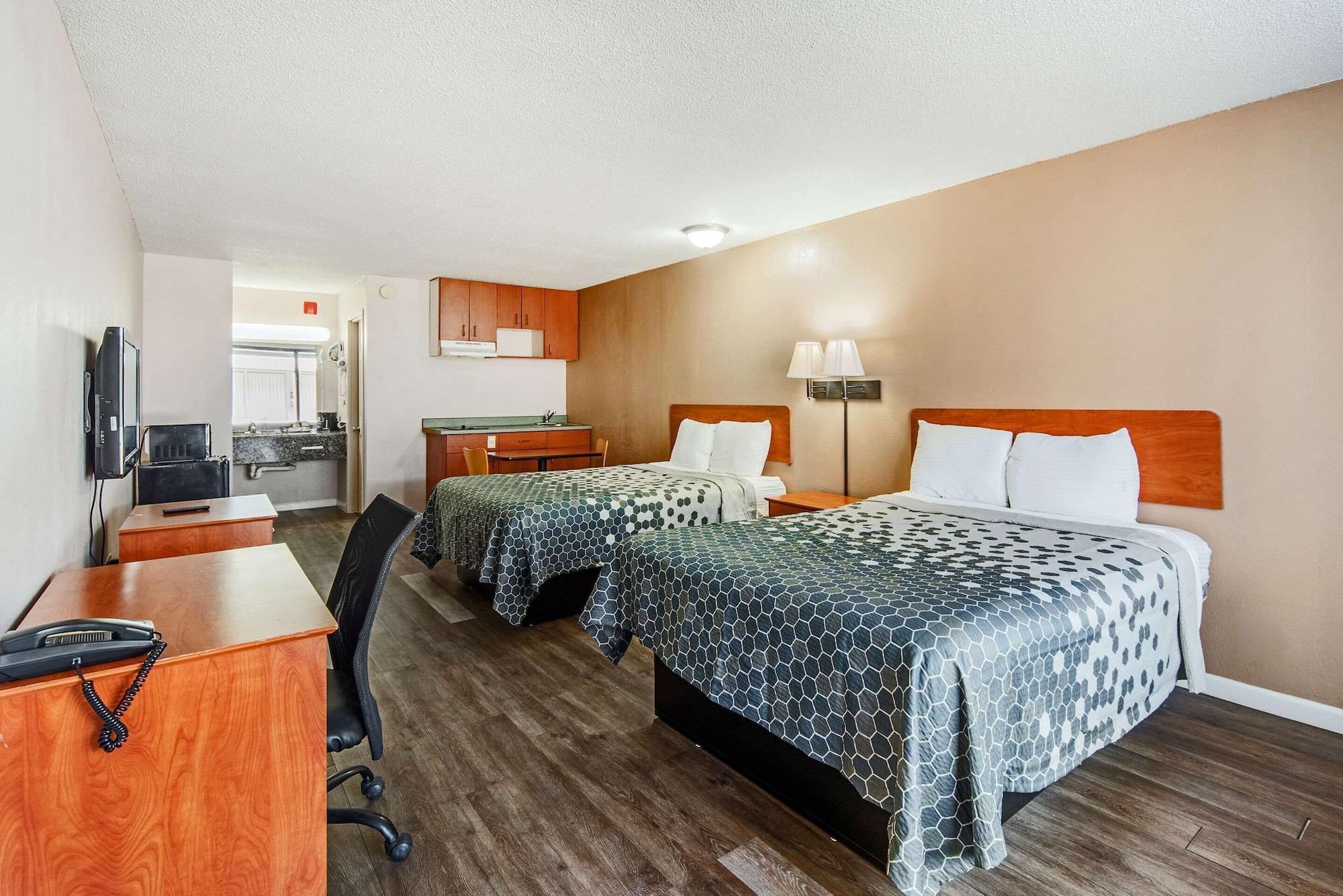 Econo Lodge Inn & Suites Near Bricktown Oklahoma Dış mekan fotoğraf